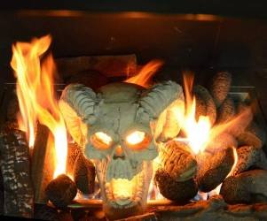 Fireproof Demon Skull Gas Log